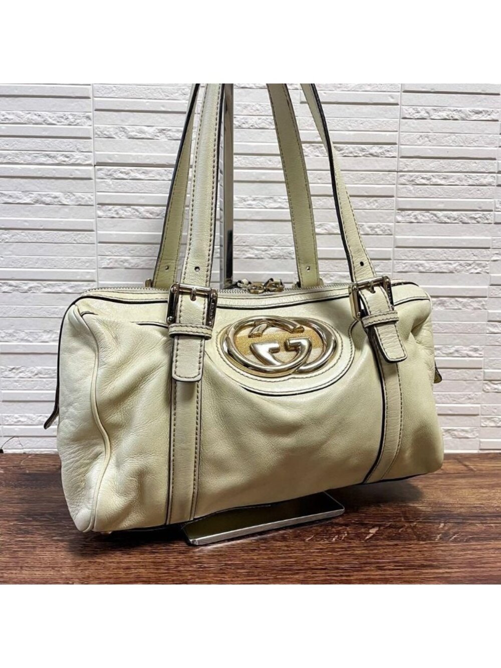 Gucci Interlocking Sherry Boston Hand Bag Leather